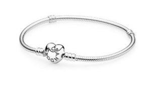 Bracciale Pandora Moments con maglia snake e chiusura a cuore (Misura 21 Cm)