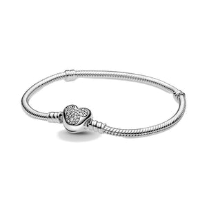 Disney, Bracciale Pandora Moments con maglia snake, chiusura a cuore e Mickey Mouse (Misura 16 Cm)