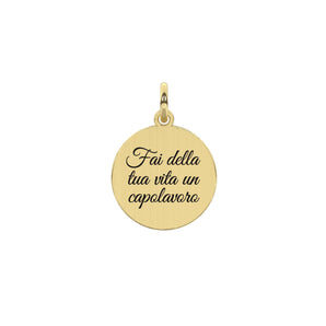 Ciondolo dorato con scritta capolavoro