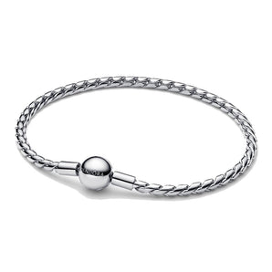 Bracciale Maglia Spiga con Chiusura a Sfera
Argento Sterling 925
(Misura 23 Cm)
