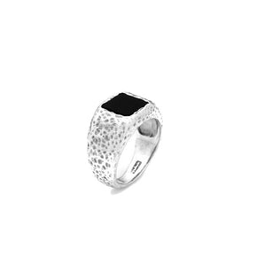 Anello martellato quadrato onice