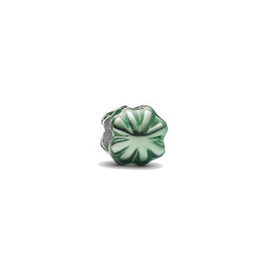 Mini Charm Quadrifoglio effetto metallico verdeArgento Sterling 925